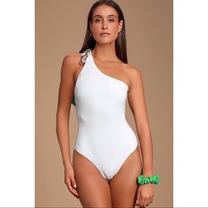 Lulus Alicialynn White One-Shoulder Bodysuit